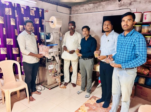 Diagnostic-Field-visits-on-Packaging-Branding-Quality-of-puffed-snacks-and-flavour-retention-in-spices-at-Tambole-Tal.-Mohol-Dist.-Solapur-on-28.06.24